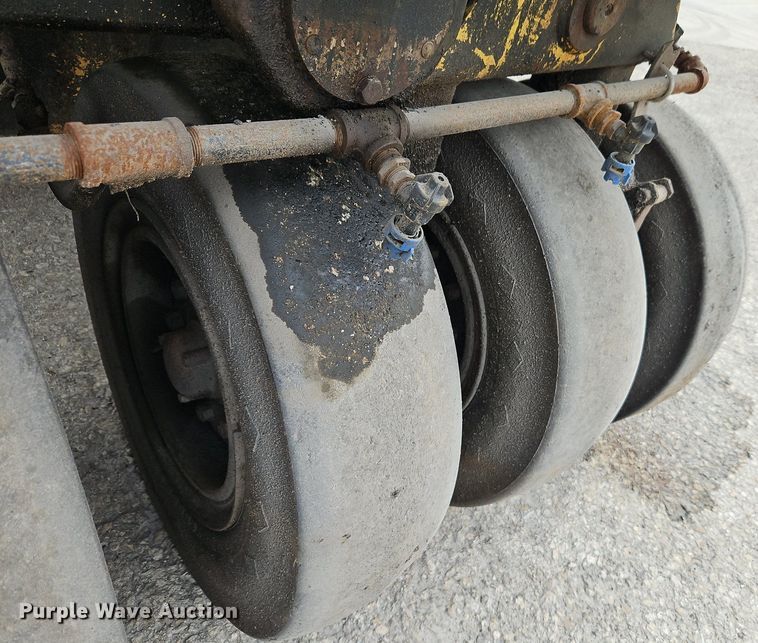 image for item DN7231 1989 Bomag BW12R pneumatic roller