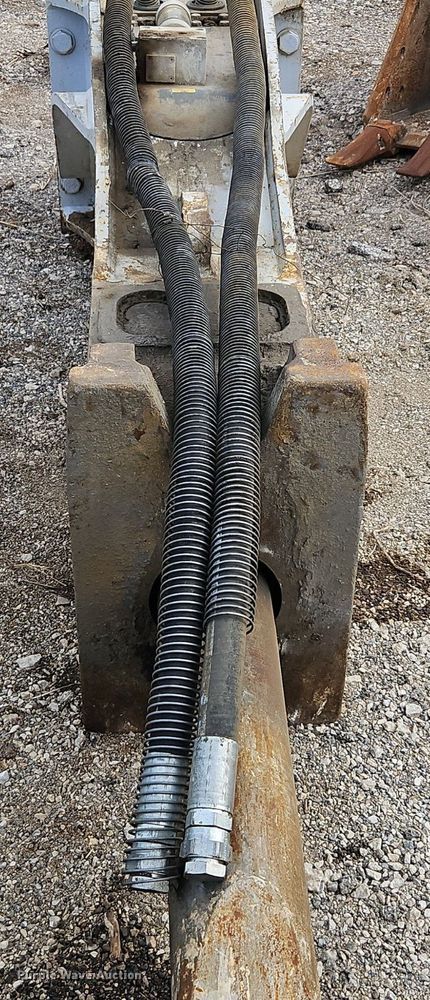 image for item DN7232 Furukawa Rock Drill FX475QTV breaker