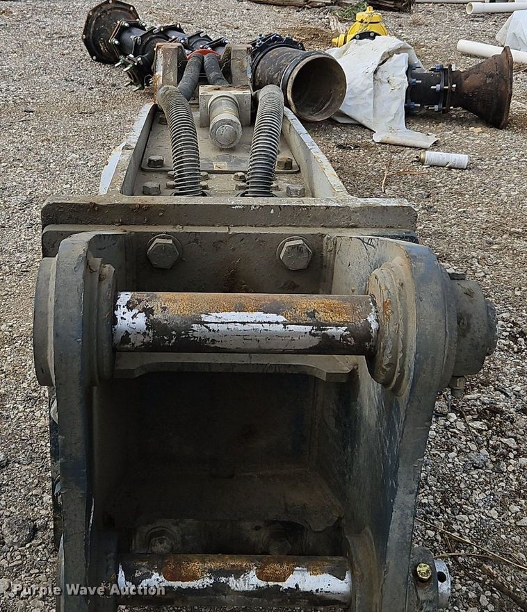 image for item DN7232 Furukawa Rock Drill FX475QTV breaker