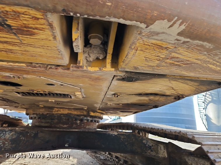 image for item DN7233 2005 Caterpillar  322C L excavator