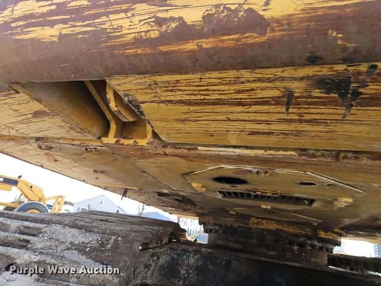 image for item DN7233 2005 Caterpillar  322C L excavator