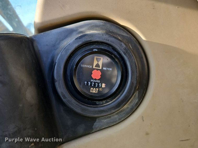 image for item DN7233 2005 Caterpillar  322C L excavator