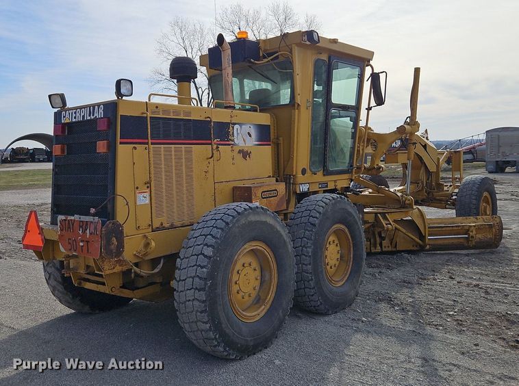 image for item DN7234 2001 Caterpillar    143H motor grader