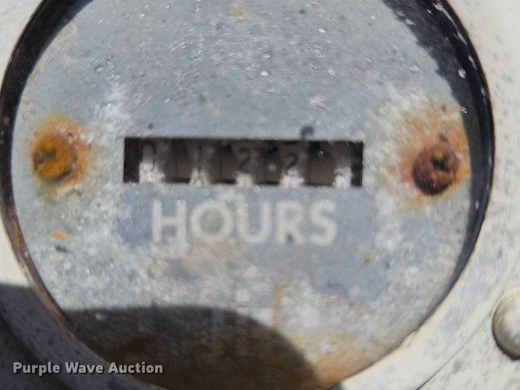 image for item DN7242 1993 International  9400 drilling rig truck