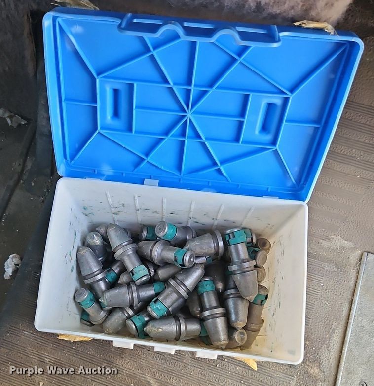 image for item DN7242 1993 International  9400 drilling rig truck