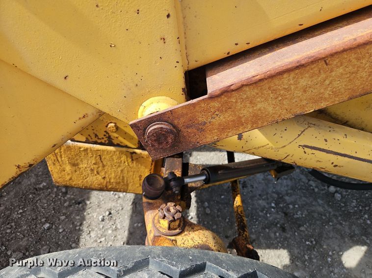 image for item DN7244 1974 Case 580B backhoe