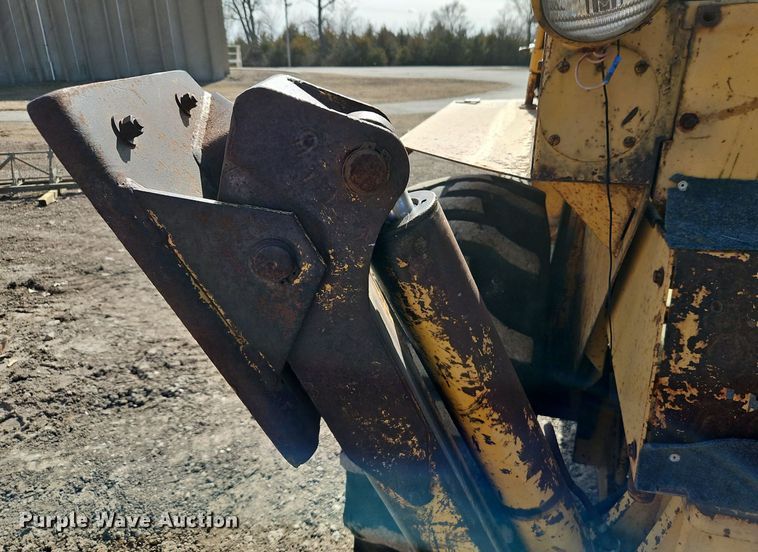 image for item DN7244 1974 Case 580B backhoe