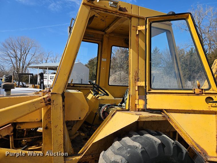 image for item DN7244 1974 Case 580B backhoe
