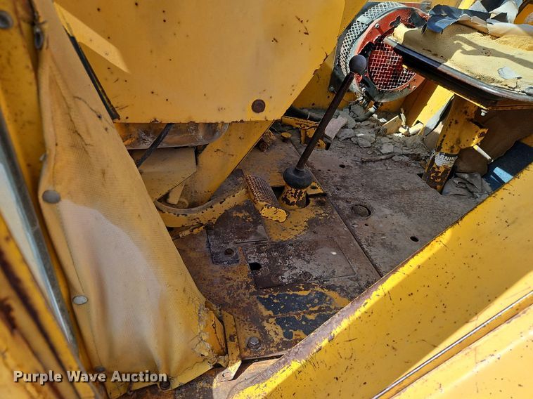 image for item DN7244 1974 Case 580B backhoe