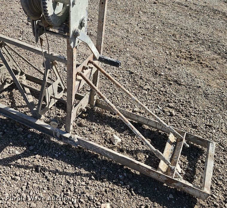 image for item DN7245 Concrete power screed