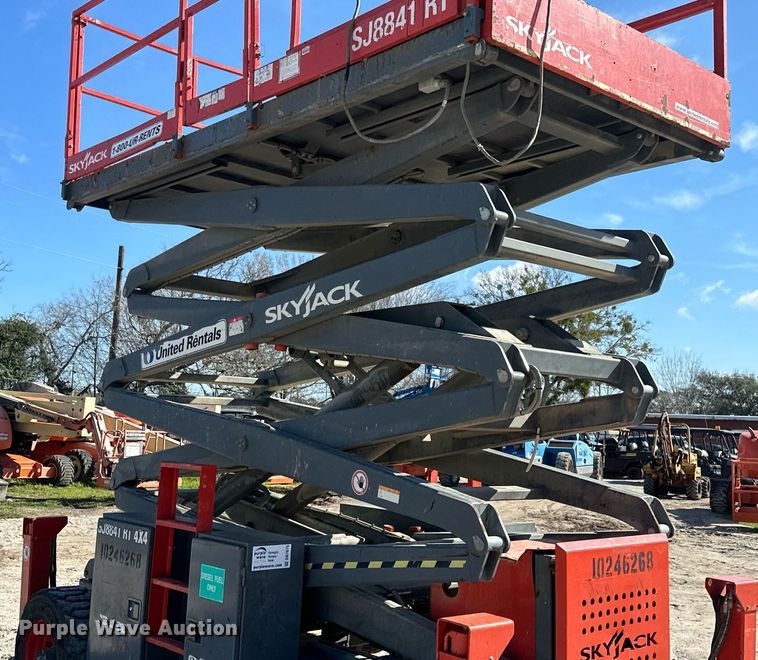 image for item DN7675 2014 Skyjack  SJ8841 scissor lift