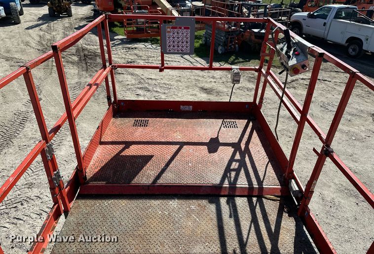 image for item DN7675 2014 Skyjack  SJ8841 scissor lift