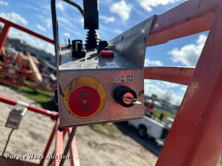 image for item DN7675 2014 Skyjack  SJ8841 scissor lift