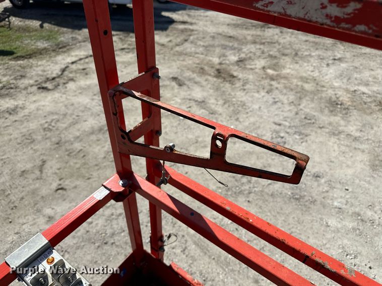 image for item DN7675 2014 Skyjack  SJ8841 scissor lift