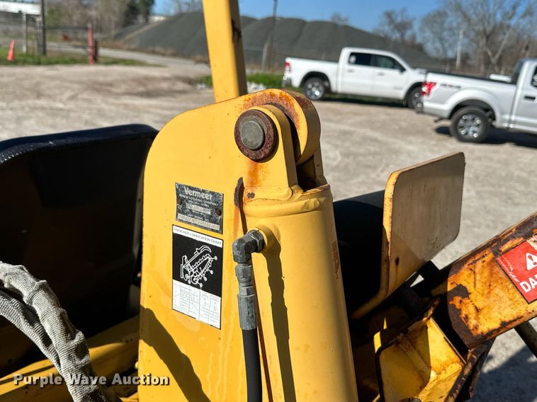 image for item DN7676 2006 Vermeer RT450 trencher