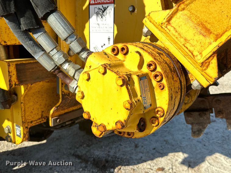 image for item DN7676 2006 Vermeer RT450 trencher