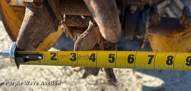 image for item DN7676 2006 Vermeer RT450 trencher