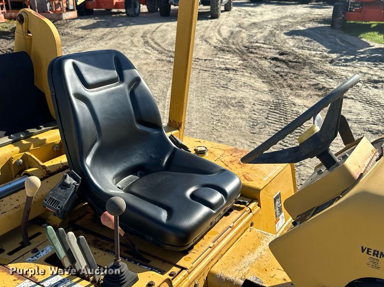 image for item DN7676 2006 Vermeer RT450 trencher