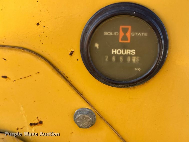 image for item DN7676 2006 Vermeer RT450 trencher