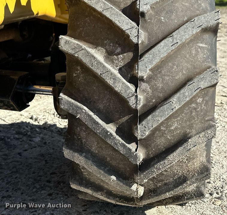 image for item DN7676 2006 Vermeer RT450 trencher