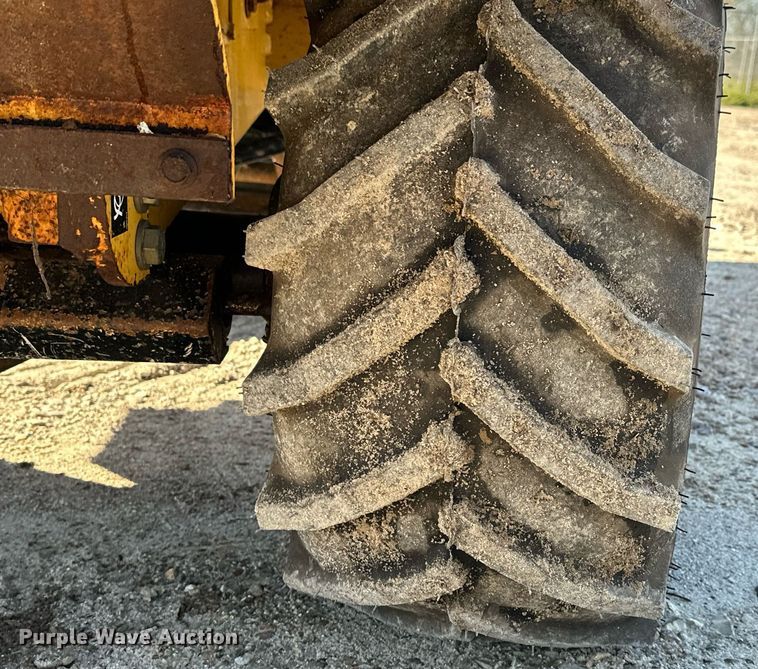 image for item DN7676 2006 Vermeer RT450 trencher