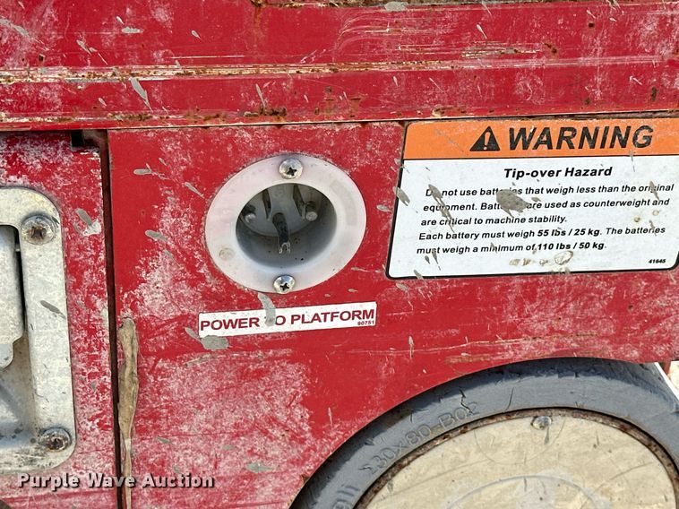 image for item DN7677 2016 MEC 1330SE scissor lift