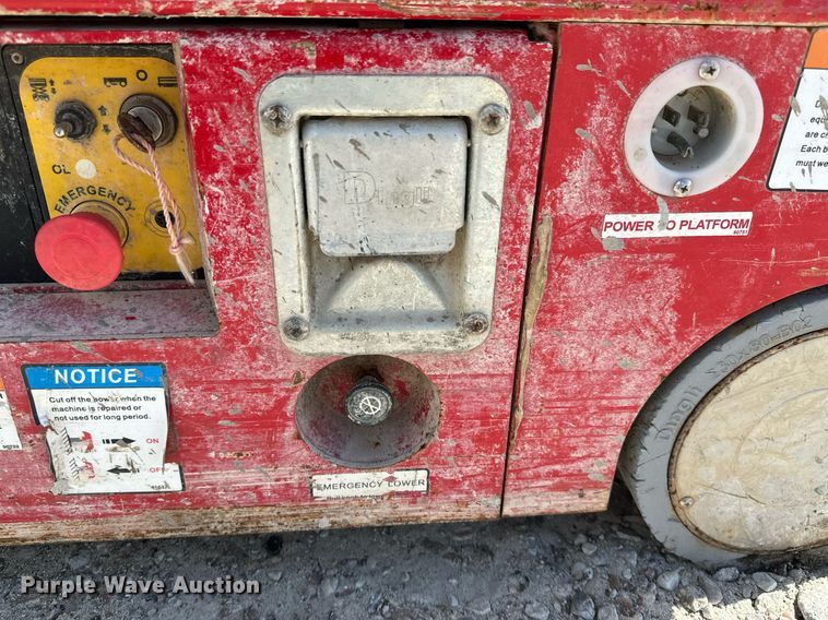 image for item DN7677 2016 MEC 1330SE scissor lift