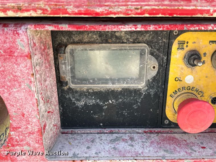 image for item DN7677 2016 MEC 1330SE scissor lift