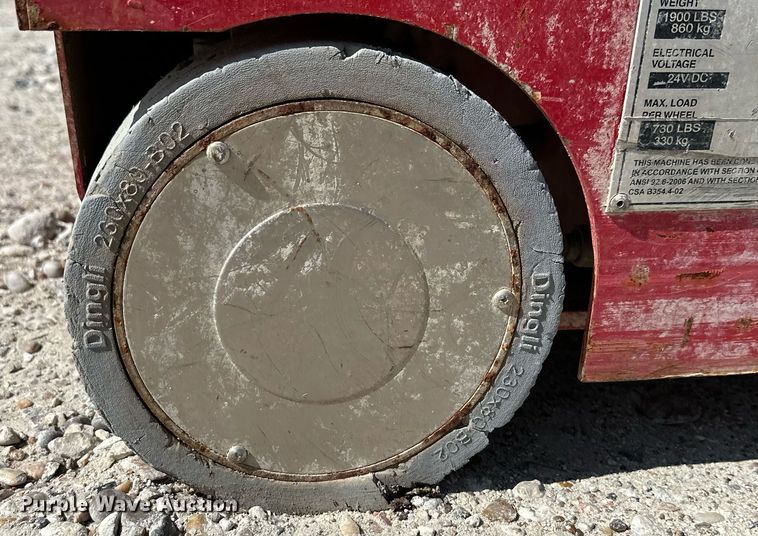 image for item DN7677 2016 MEC 1330SE scissor lift