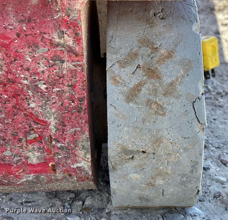 image for item DN7677 2016 MEC 1330SE scissor lift