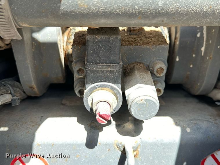 image for item DN7678 2014 Skyjack  SJIII 3226 scissor lift