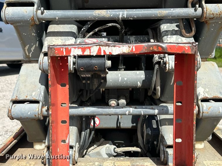 image for item DN7678 2014 Skyjack  SJIII 3226 scissor lift