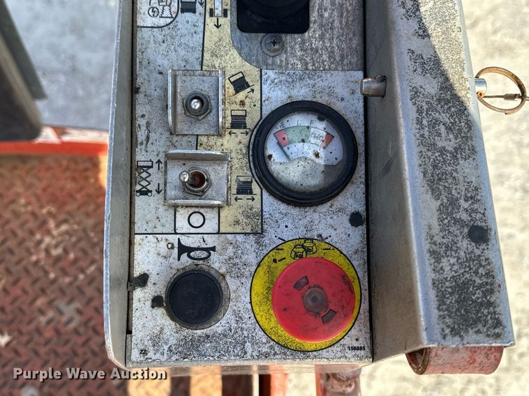 image for item DN7678 2014 Skyjack  SJIII 3226 scissor lift