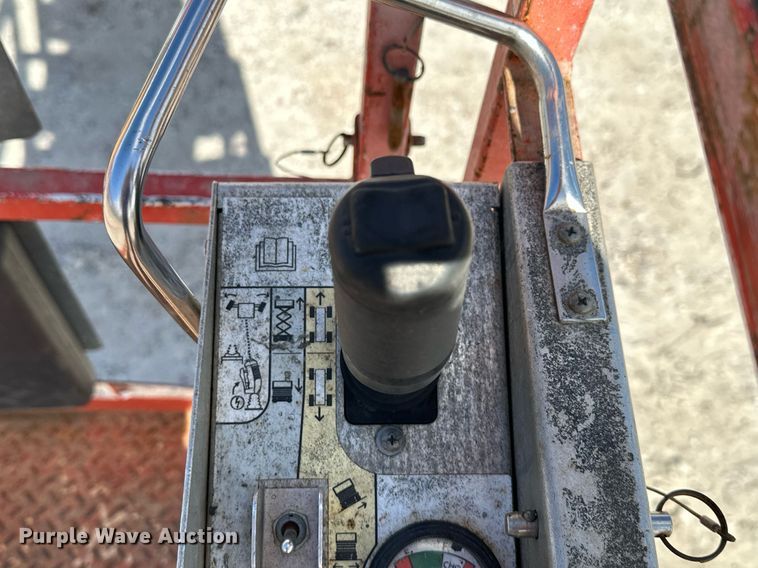 image for item DN7678 2014 Skyjack  SJIII 3226 scissor lift