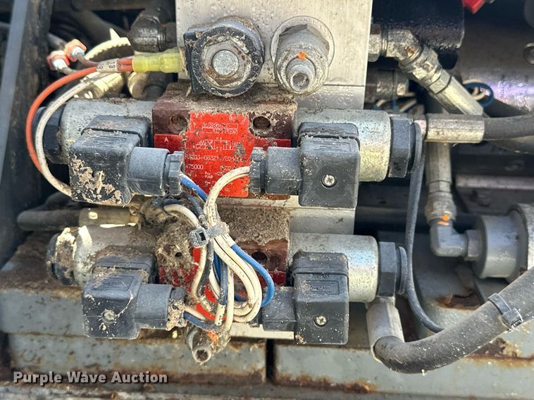 image for item DN7678 2014 Skyjack  SJIII 3226 scissor lift