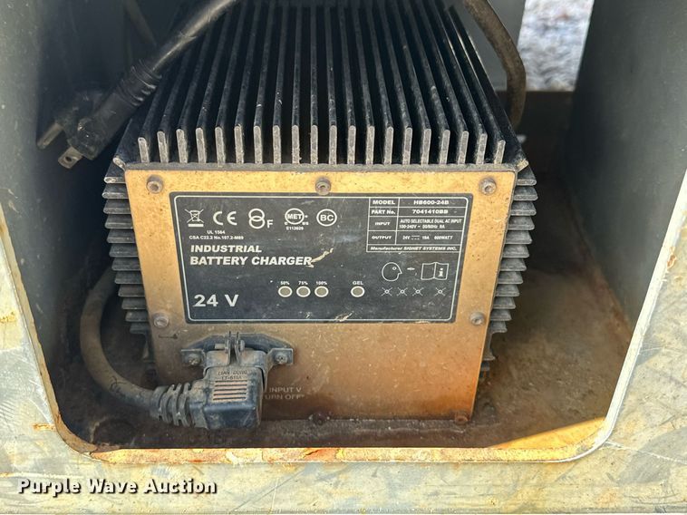 image for item DN7678 2014 Skyjack  SJIII 3226 scissor lift