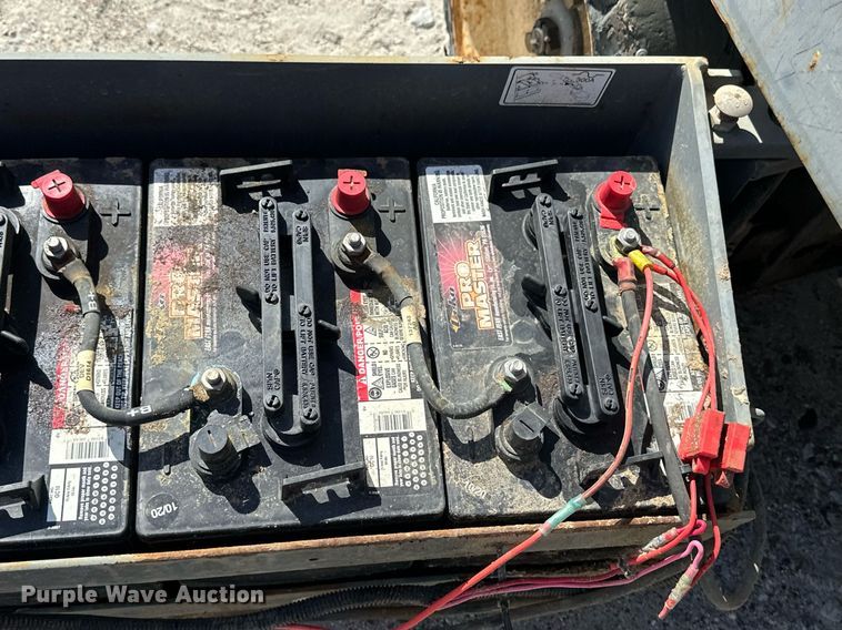 image for item DN7678 2014 Skyjack  SJIII 3226 scissor lift