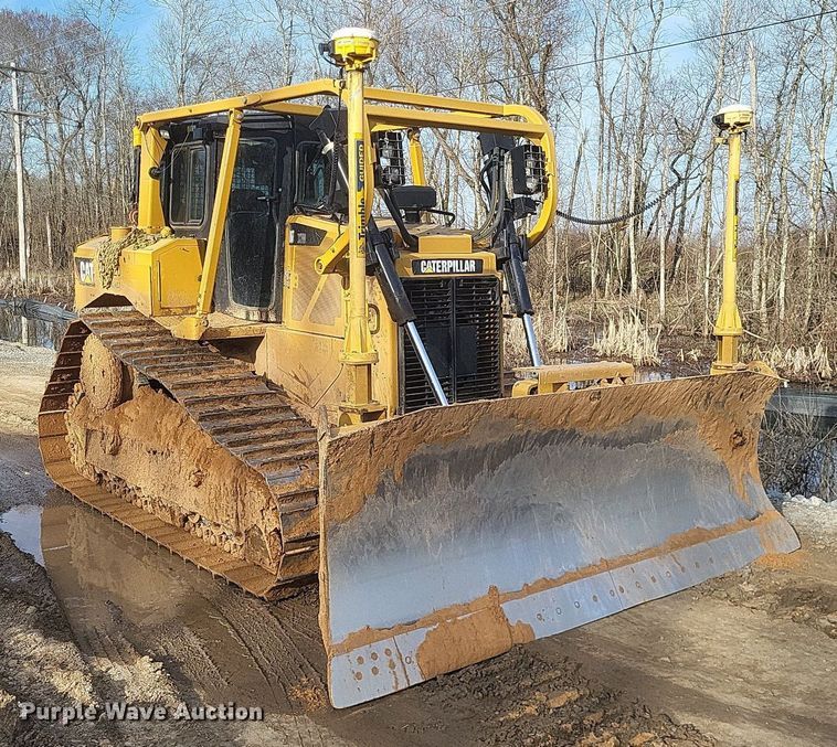 image for item DO4826 2014 Caterpillar D6TXW dozer