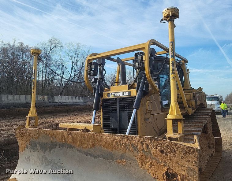 image for item DO4826 2014 Caterpillar D6TXW dozer