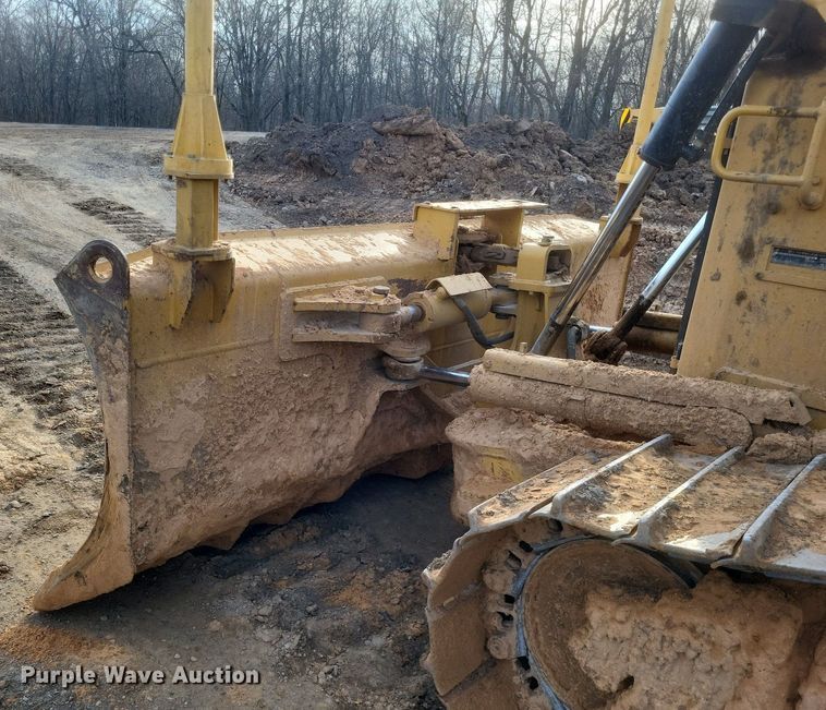 image for item DO4826 2014 Caterpillar D6TXW dozer