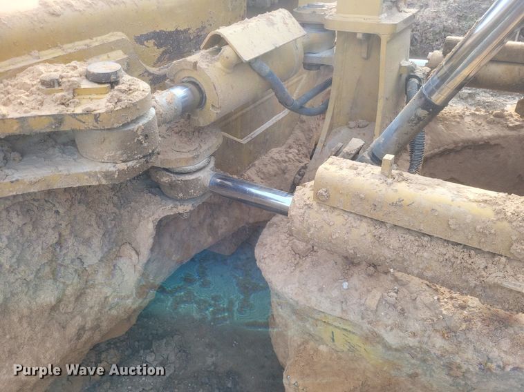 image for item DO4826 2014 Caterpillar D6TXW dozer