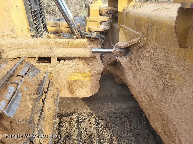 image for item DO4826 2014 Caterpillar D6TXW dozer