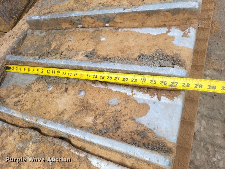 image for item DO4826 2014 Caterpillar D6TXW dozer