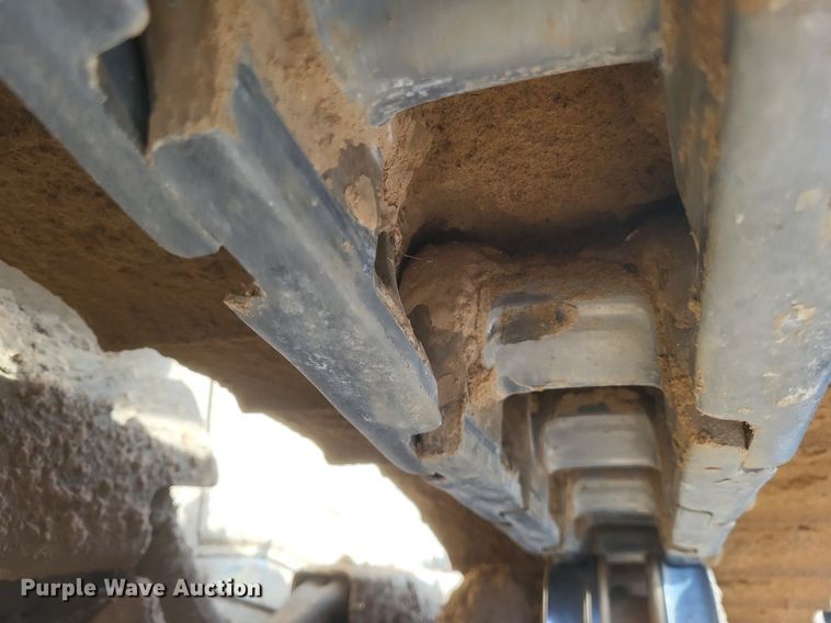 image for item DO4826 2014 Caterpillar D6TXW dozer