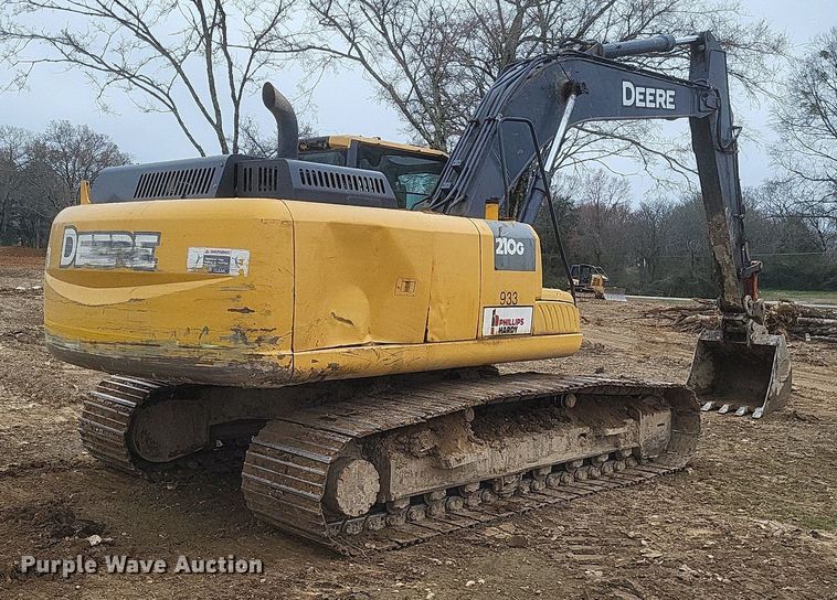 image for item DO4827 2012 John Deere 210G excavator