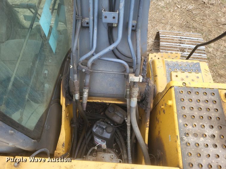image for item DO4827 2012 John Deere 210G excavator
