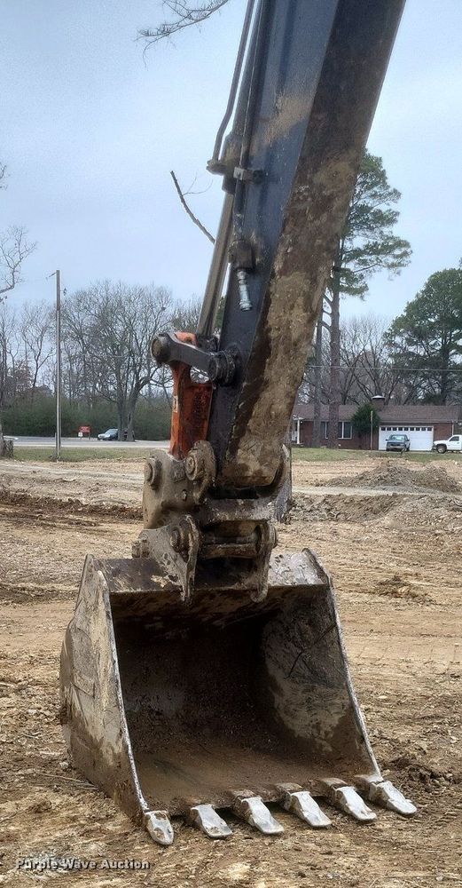 image for item DO4827 2012 John Deere 210G excavator