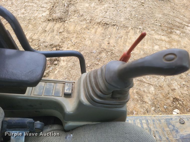 image for item DO4827 2012 John Deere 210G excavator
