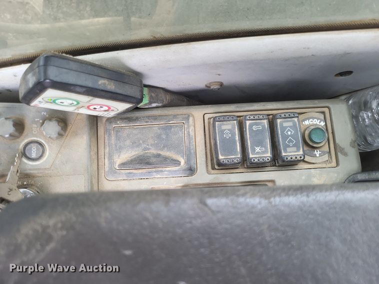 image for item DO4827 2012 John Deere 210G excavator