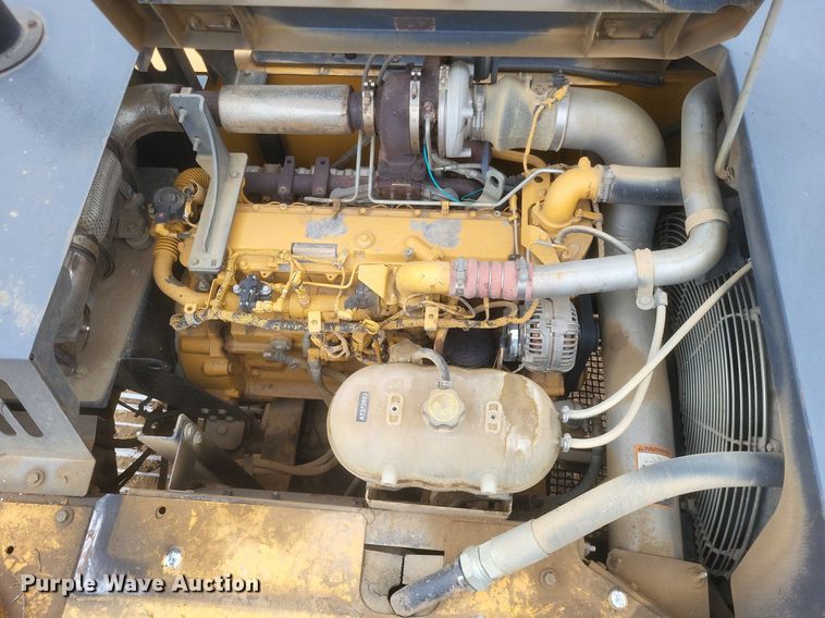 image for item DO4827 2012 John Deere 210G excavator